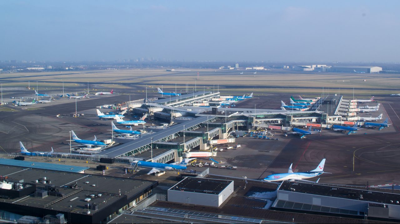 amsterdam airport from city center